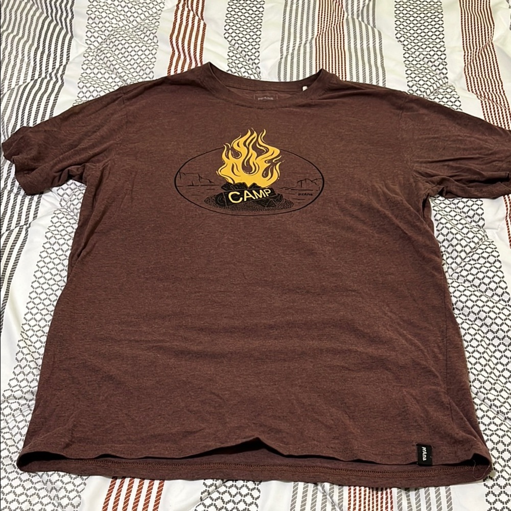 Prana Brown Short Sleeve Tee Casual Comfort men’s large camp